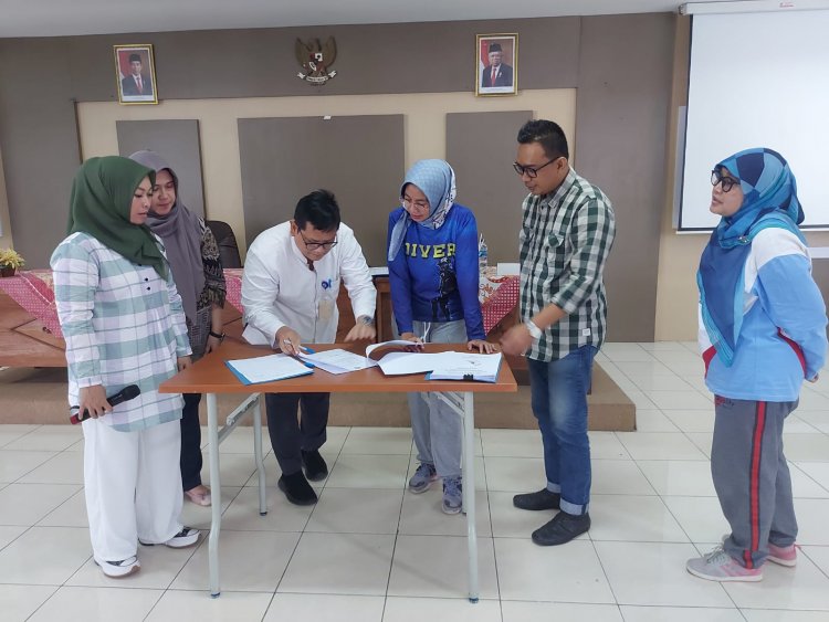 Penandatanganan Perjanjian Kinerja dan Penyerahan DPA Tahun 2023 di lingkup DKP Provinsi Banten