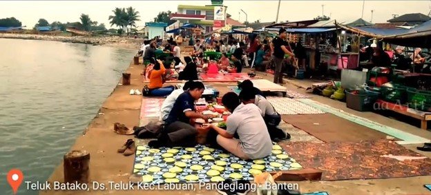 Kelautan dan Perikanan Jadi Andalan, DPK Banten Tangani Sampah Secara Berkala di Pantai Teluk Pandeglang