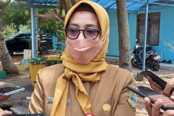 DKP Banten Ajak Seluruh Stakeholder Terlibat Tangani Masalah Sampah di Pesisir Pantai Teluk Labuan Pandeglang