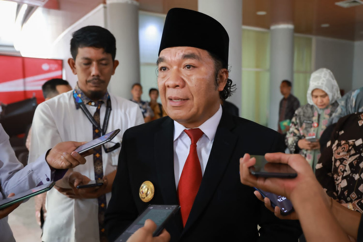 Pj Gubernur Banten Al Muktabar Keluarkan Surat Edaran Penyesuaian Sistem Kerja Usai Cuti Bersama Lebaran 1445 H